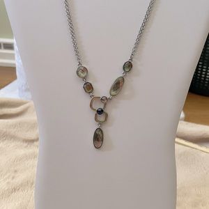 Lia Sophia green tone gem adjustable necklace 10”